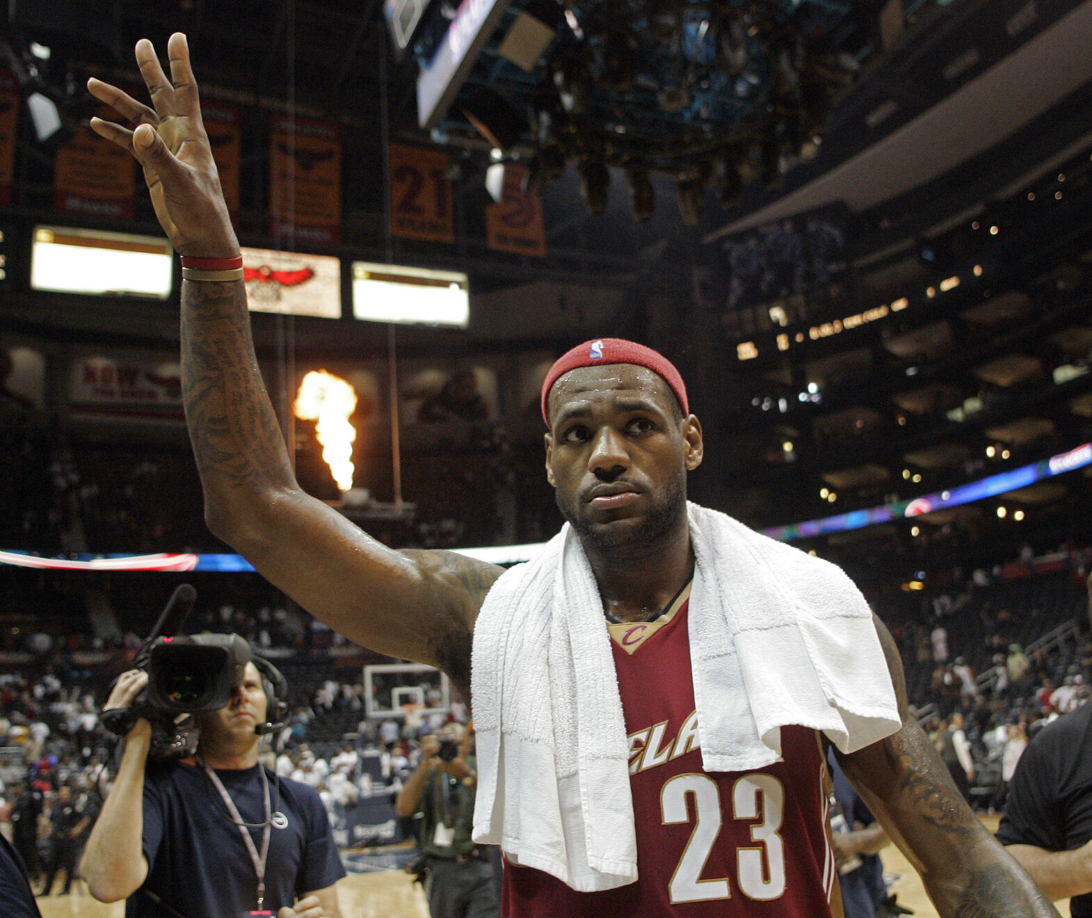 2009: Cleveland wins NBA-record eight straight games by double digits
